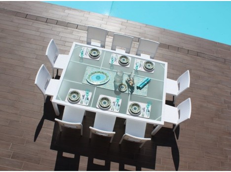 Tavolo da giardino di grandi dimensioni in rattan sintetico bianco