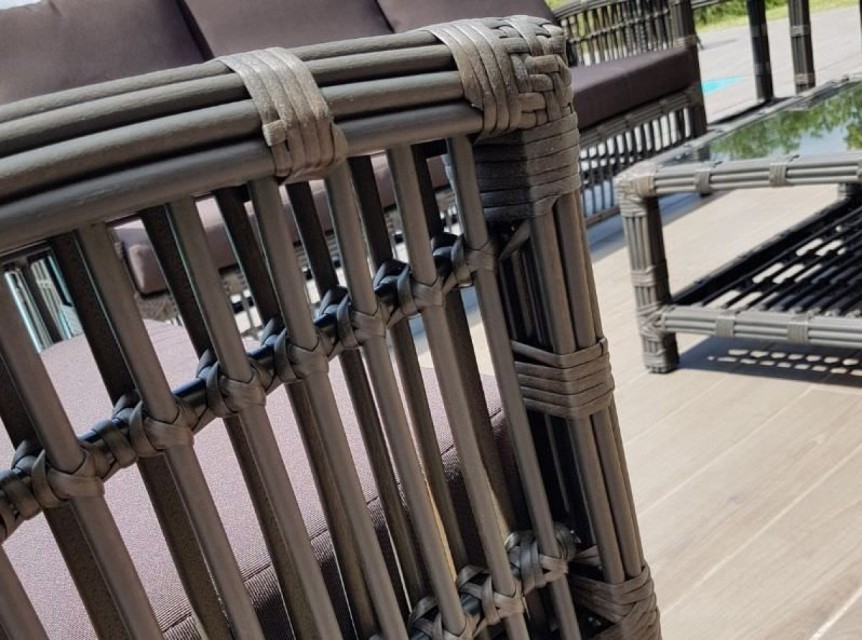 Divano per esterni in fibra tonda