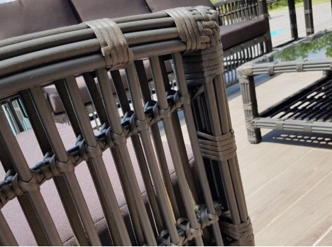 Divano per esterni in fibra tonda