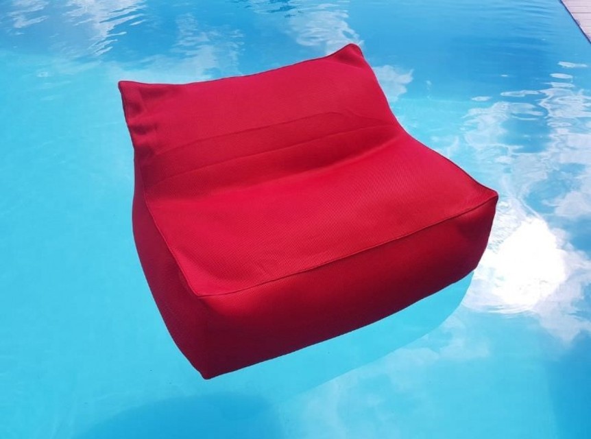 Poltrona morbida in tessuto galleggiante