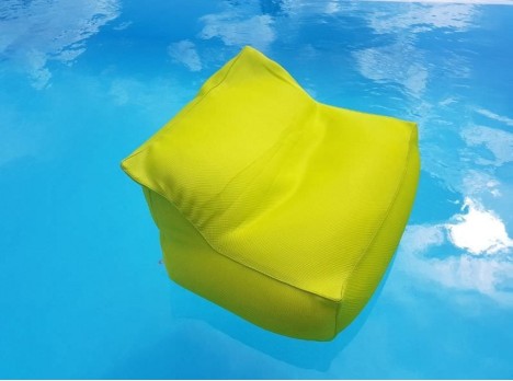 Poltrona galleggiante in tessuto colore giallo