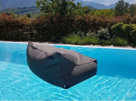 Poltrona galleggiante in tessuto