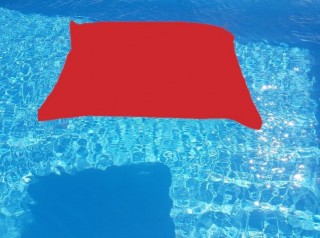 Cuscino galleggiante in tessuto rosso
