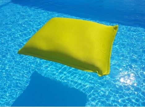 CUscino morbido galleggiante in tessuto