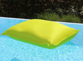 Cuscino gigante galleggiante giallo