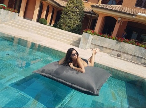 cuscino galleggiante per piscina in tessuto