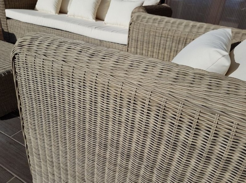 Salotto da giardino in rattan