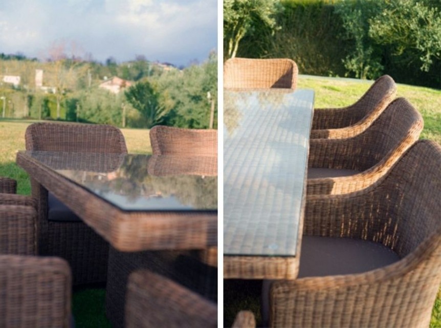 Tavolo da giardino in rattan sintetico effetto naturale