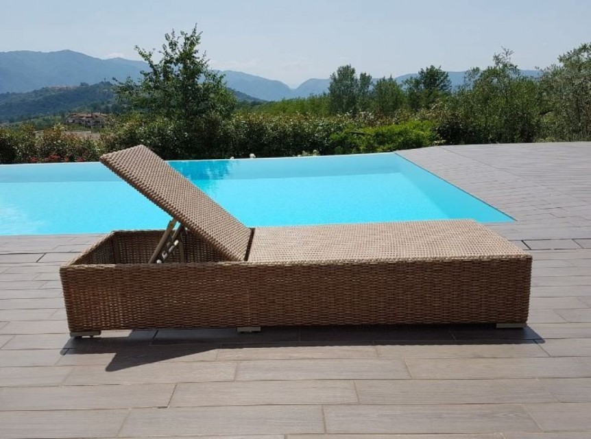 Sdraio da giardino in rattan Mira