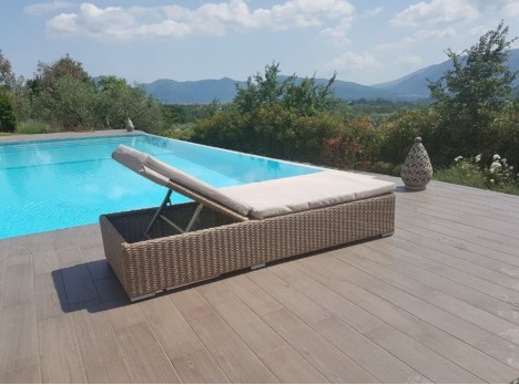 Sdraio da esterno in rattan sintetico