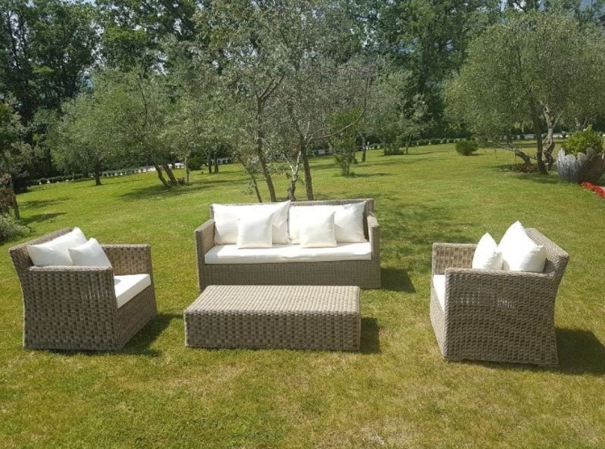 Salotto da esterno di design Soraya