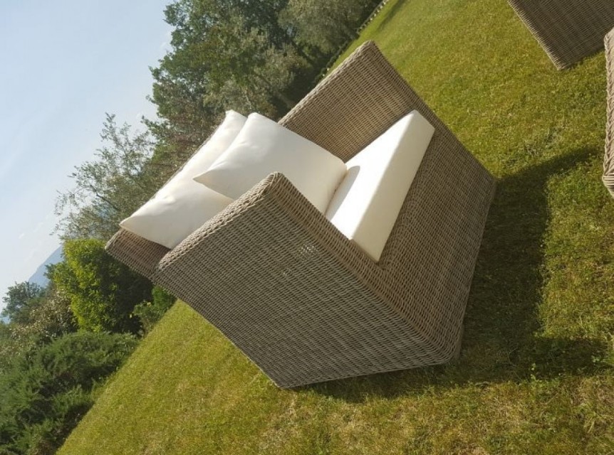 Salotto in fibra sintetica