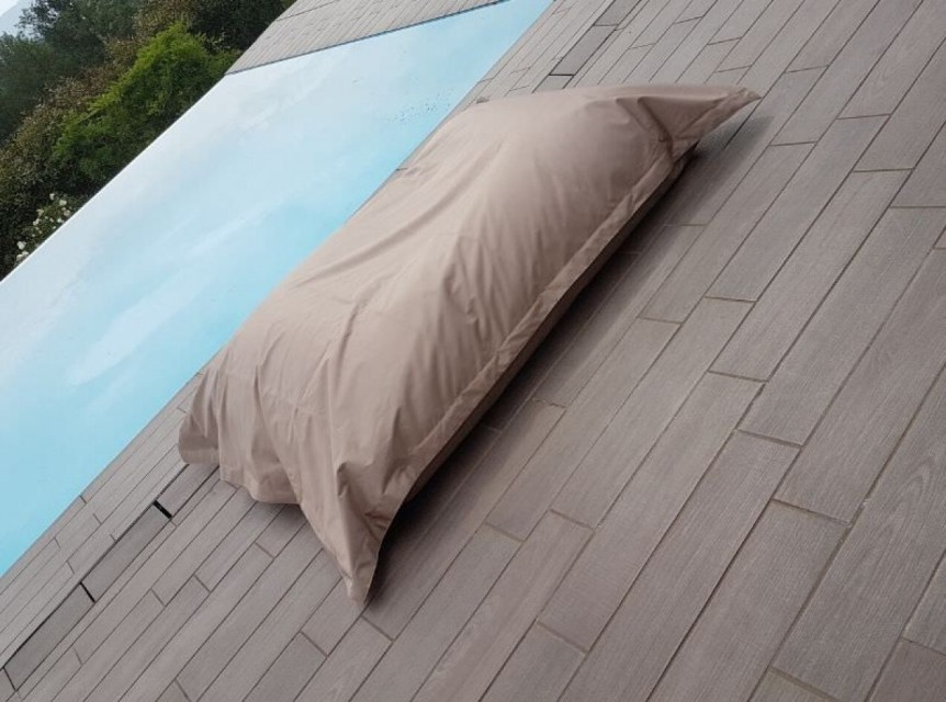 Cuscino maxi in tessuto per esterno