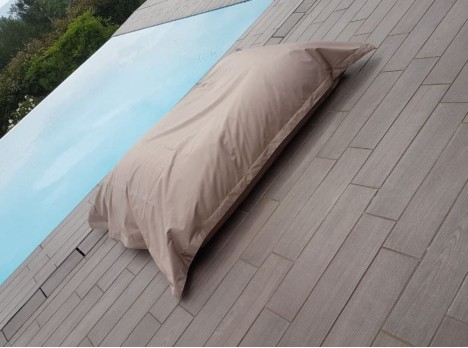 Cuscino maxi in tessuto per esterno