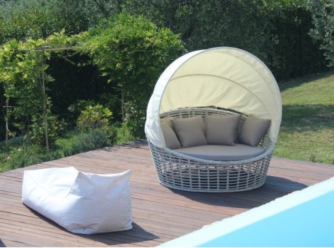 Divano conchiglia per esterno