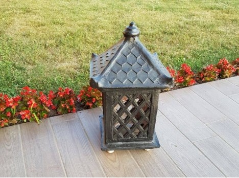 Lanterna per esterno in terracotta nera