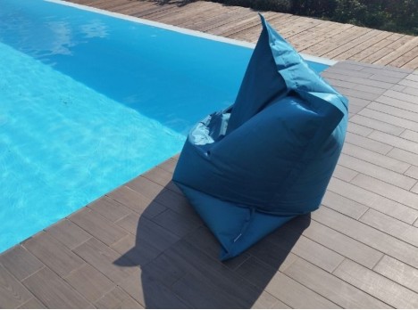 Cuscino gigante in tessuto per esterno