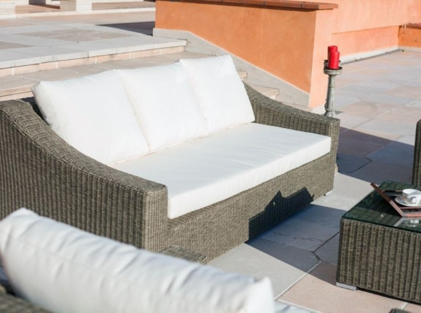 Salotto da giardino in fibra tonda