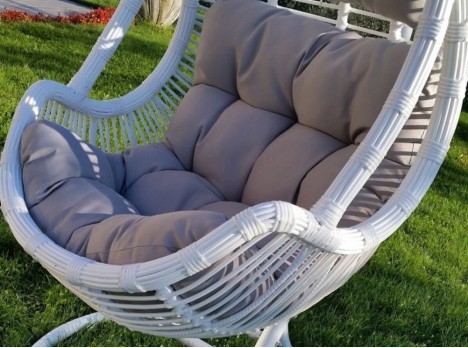 Intreccio artigianale in fibra sintetica