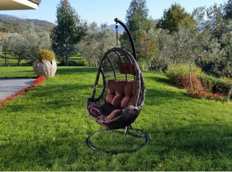 Seduta sospesa da giardino di qualità
