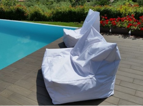 Cuscino gigante a poltrona da esterno