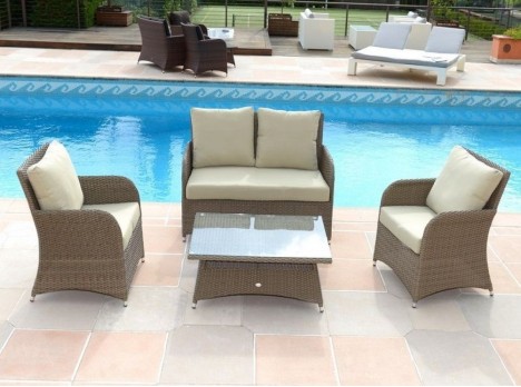 Divano da giardino in rattan