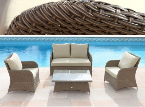 Divanetto per esterno classico