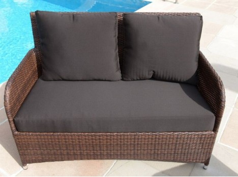 Divanetto da giardino