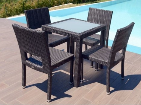 Sedia per esterno in rattan sintetico