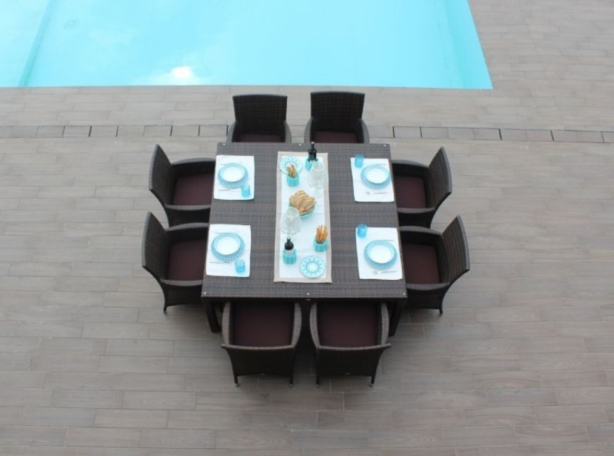 Tavolo da giardino in rattan sintetico