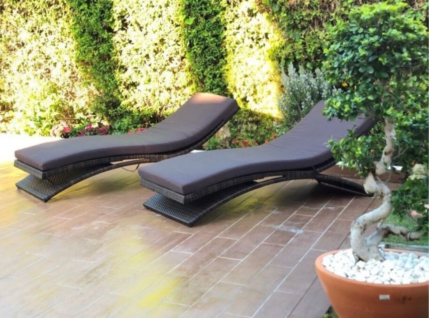 Sdraio in rattan sintetico di qualità