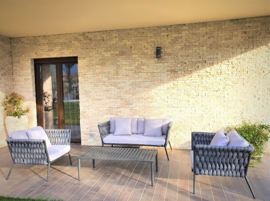 Divano per esterno di design