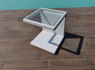Tavolino d'appoggio per esterno