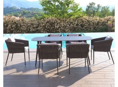 Tavolo per esterno di design