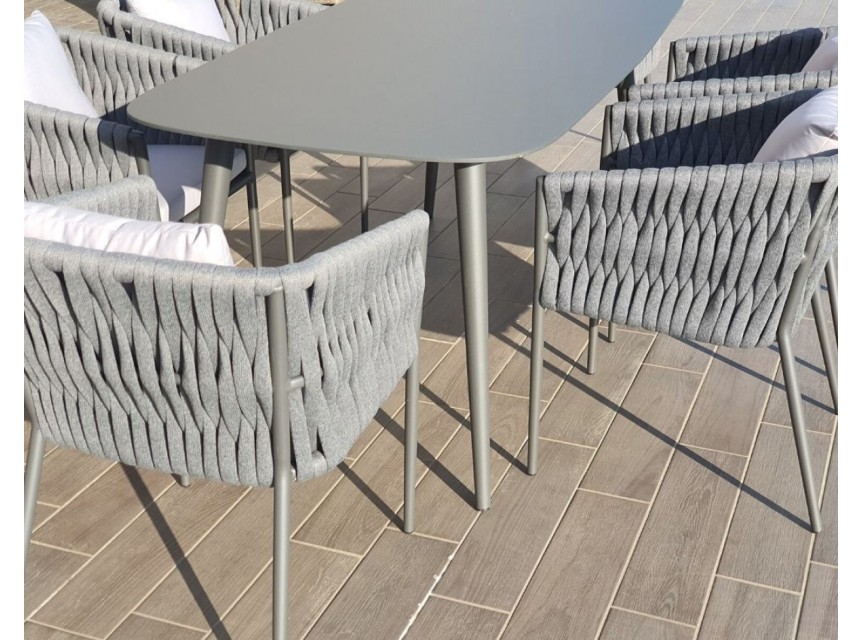 Tavolo da giardino di design