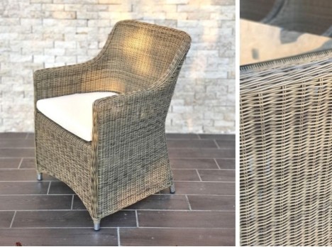 Poltrona da esterno in midollino sintetico