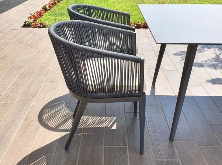 Sedia di design da giardino