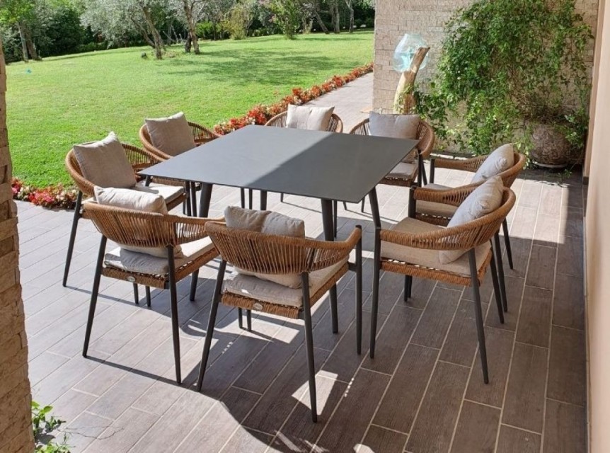 Set da esterno otto posti