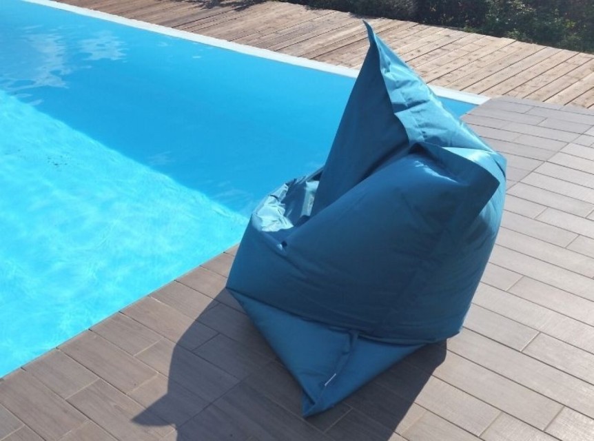 Cuscino gigante per piscina