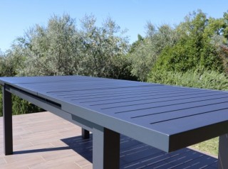 Tavolo allungabile da esterno