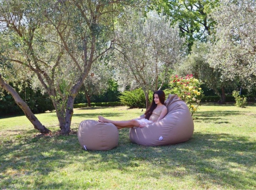 Pouf da esterno in tessuto di qualità ergonomico e morbido