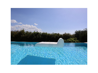 Lettino da piscina bianco gonfiabile