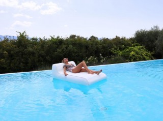 Sdraio galleggiante in tessuto
