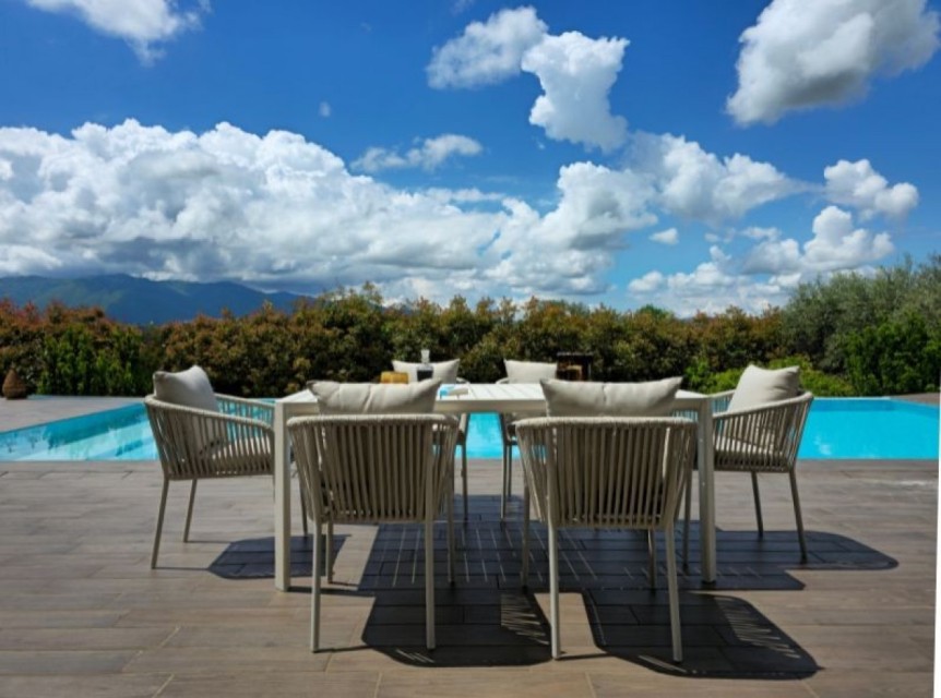 Tavolo da giardino di design