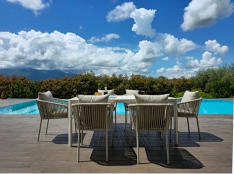 Tavolo da giardino di design