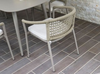 Poltroncina da esterno impilabile