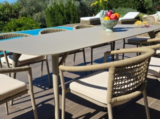 Tavolo da giardino di design