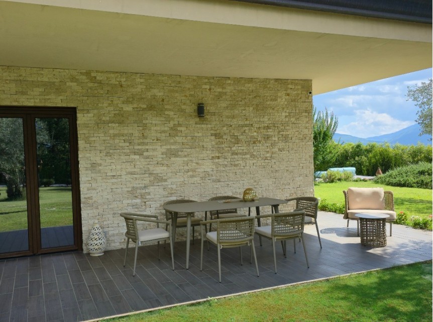 Set da pranzo per esterni Nakupenda