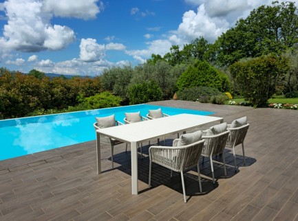 Tavolo estensibile da giardino di design