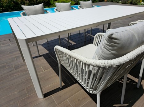 Poltrone in alluminio e corda